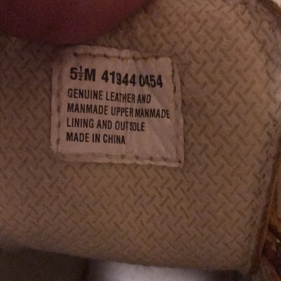 Timberland Swamps (Women’s 7.5)! - Picture 7 of 8